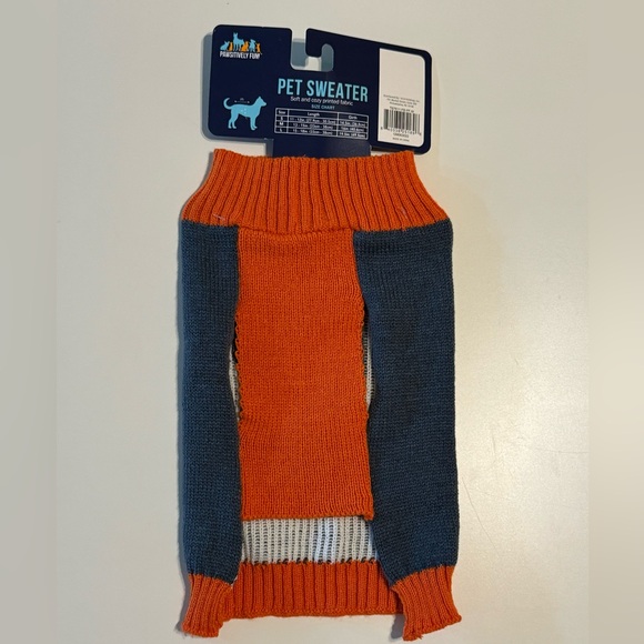 Pup Fluencer Dog Pet Sweater Size Medium - Picture 2 of 3